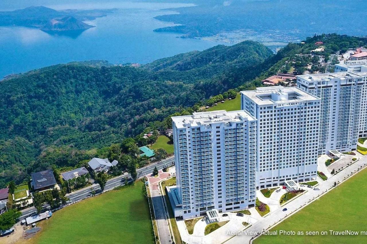 Wind Residences By Smco Tagaytay City Exteriör bild